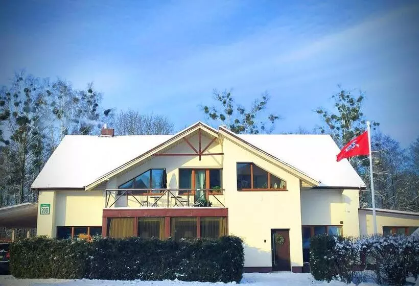 پانسیون Family House