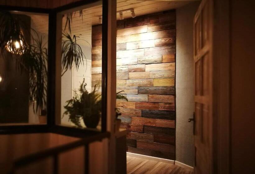 پانسیون Family House