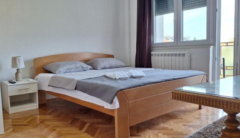 پانسیون Guesthouse Buco