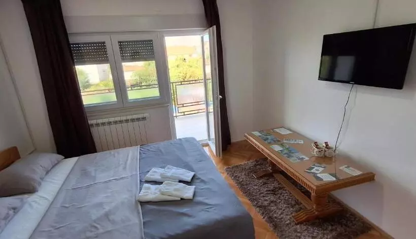پانسیون Guesthouse Buco