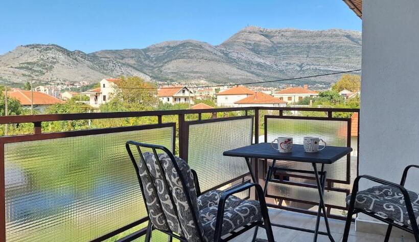 پانسیون Guesthouse Buco