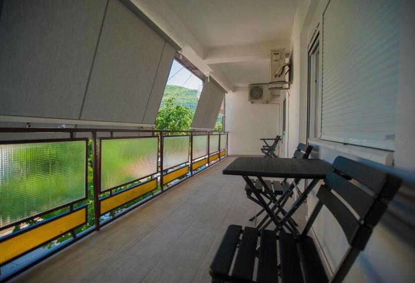 پانسیون Guesthouse Buco