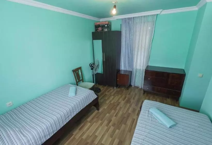 پانسیون Guesthouse Gorgasali 57
