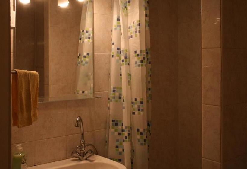 Royal Studio Apartment