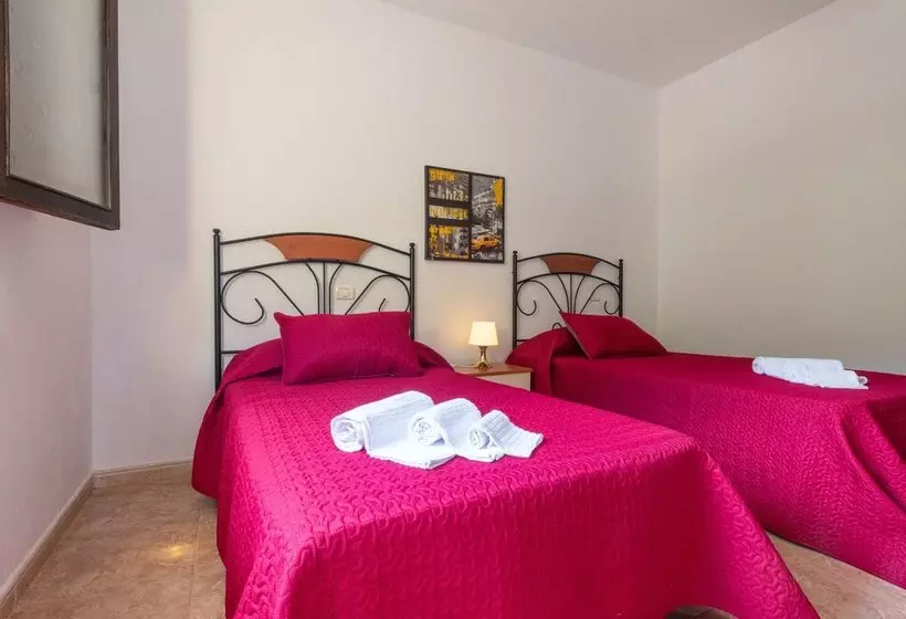 Casita De Campo Cerca De Risco Caído