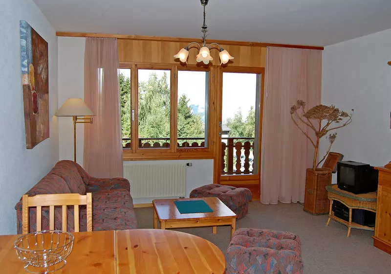 ホテル Apartments Ambassador By Interhome