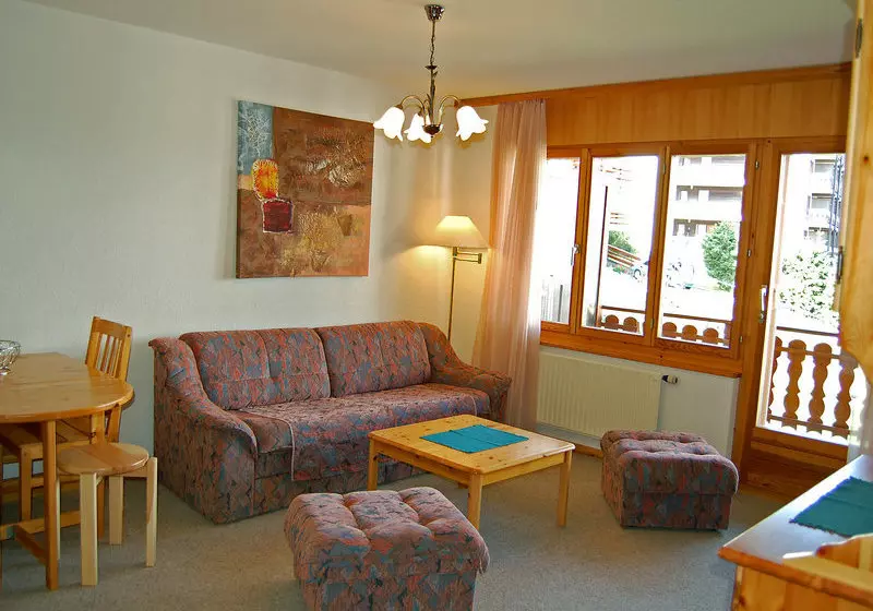 ホテル Apartments Ambassador By Interhome