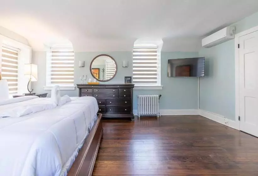 Hotelli Chimney Hill Estate Inn