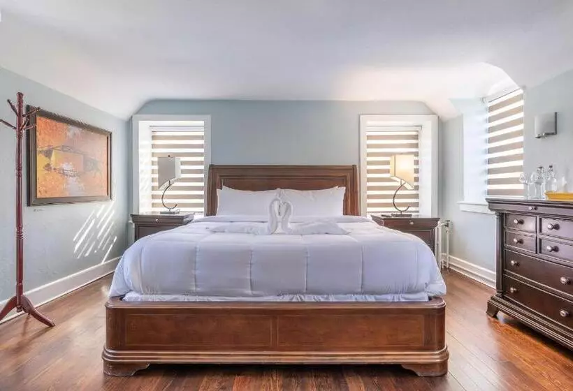 Hotelli Chimney Hill Estate Inn