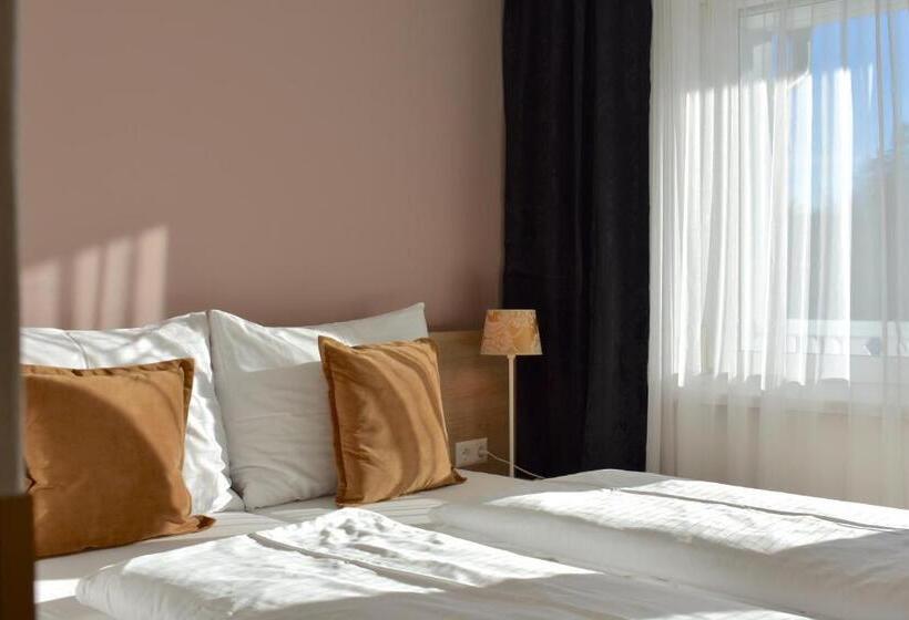 Rooms & Amoria Spa For Adults Only   Hotel Jägerhof Wörthersee