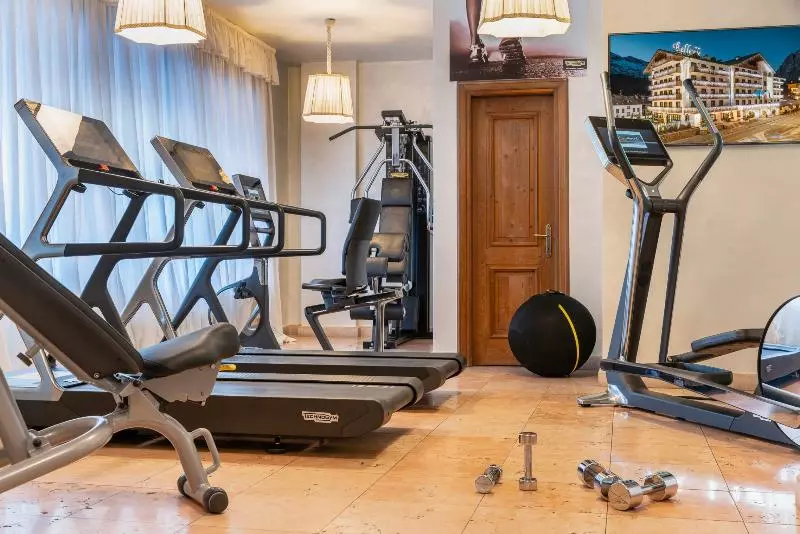 Отель Bellevue Suites & Spa