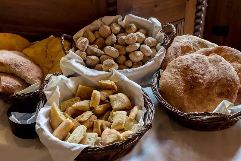 Отель Bellevue Suites & Spa