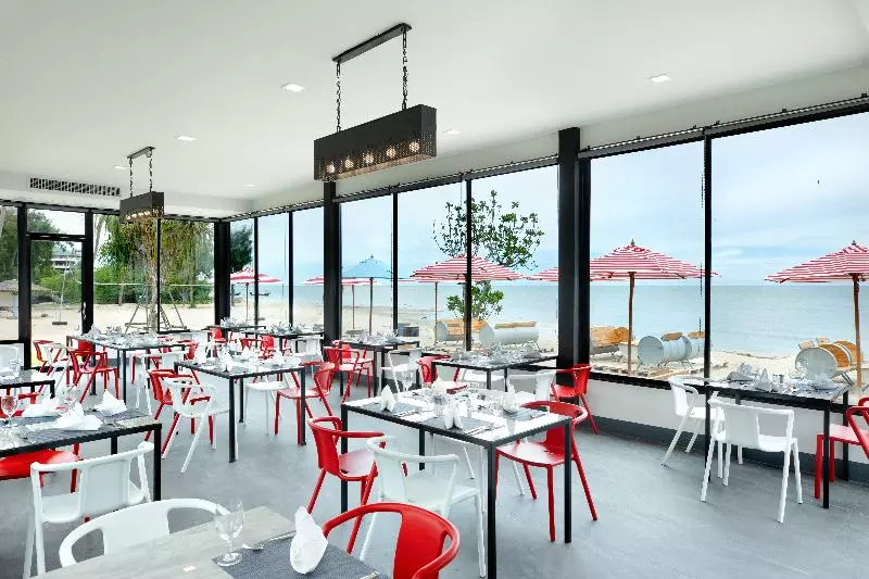 Отель Centara Life Cha Am Beach Resort Hua Hin