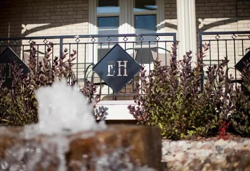 ホテル Elmhurst Inn & Spa