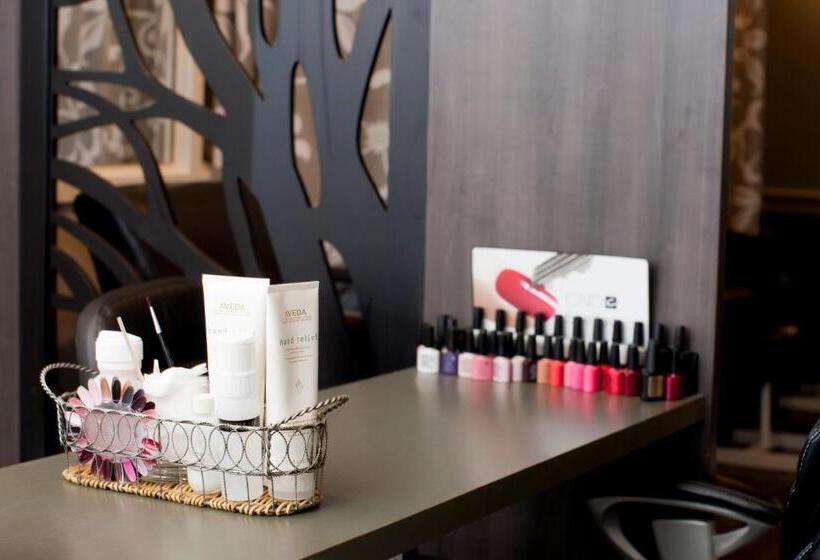 فندق Elmhurst Inn & Spa