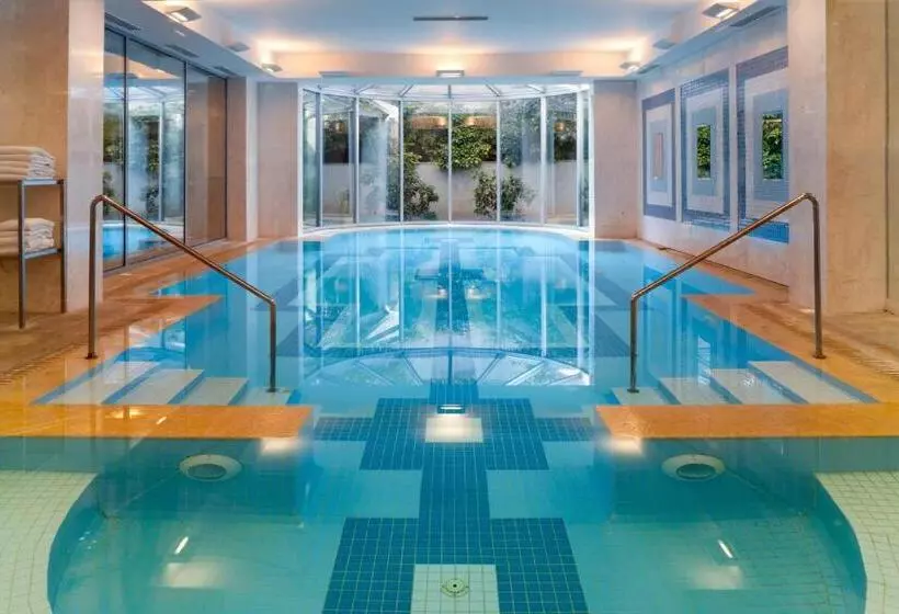 Отель Holiday Inn Athens Attica Av, Airport W., An Ihg