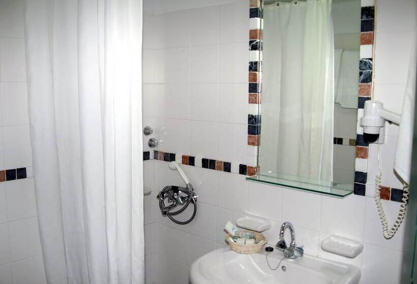 酒店 Kalidon Beach