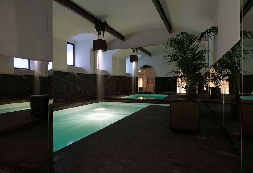 Straf, Milan, A Member Of Design Hotels