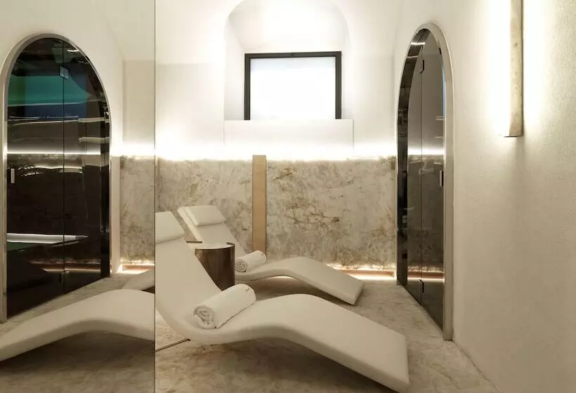 Straf, Milan, A Member Of Design Hotels