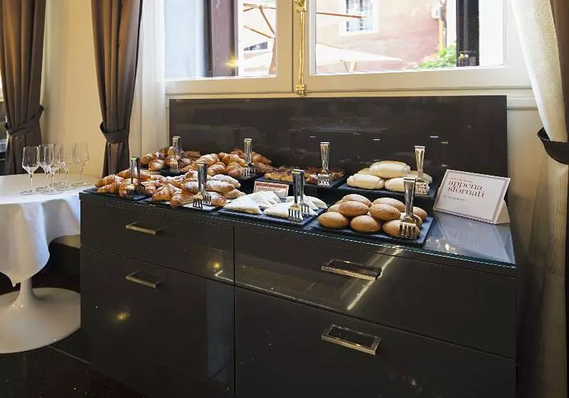 هتل Palazzo Barocci