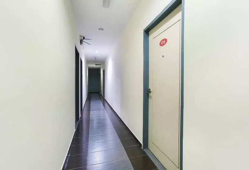 De Hotel By Oyo Rooms