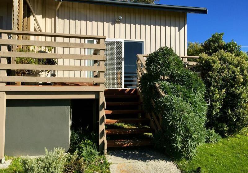 ホテル Beachend Bicheno Apartment