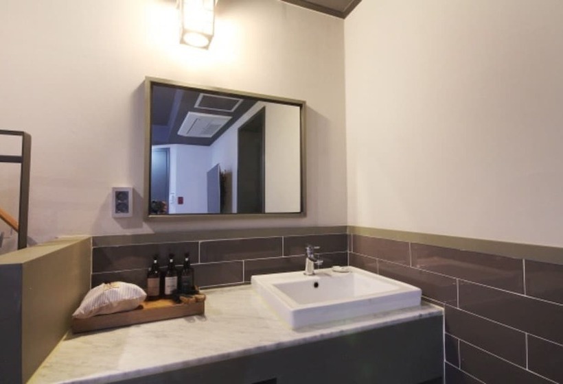 هتل Browndot Myeongseo Convention