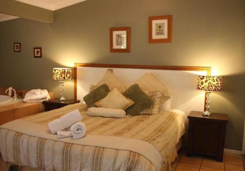 ホテル House Of Laurels