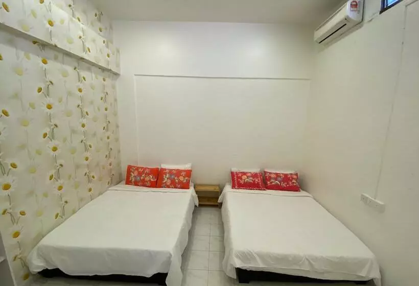 هتل Nancy House