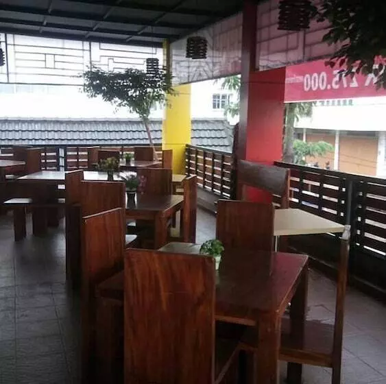 Jav Front One Hotel Lahat