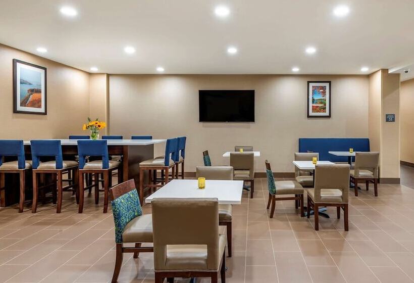 ホテル Comfort Inn