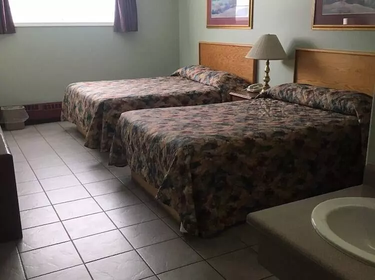 בית מלון כפרי Almada Inn