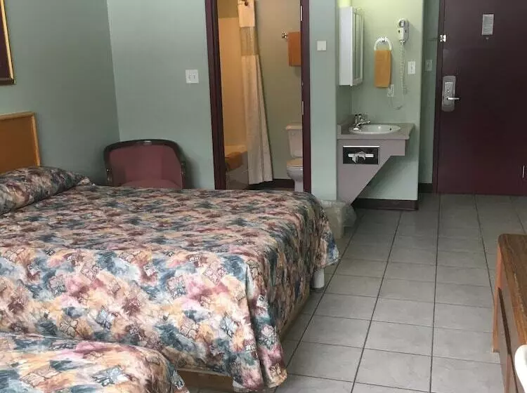 בית מלון כפרי Almada Inn