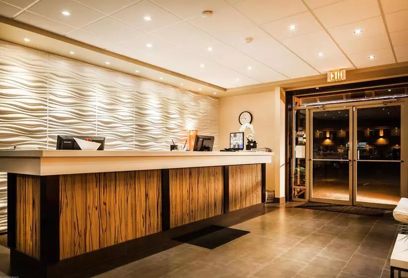 فندق Coast Osoyoos Beach