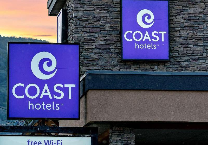 Hotel Coast Osoyoos Beach