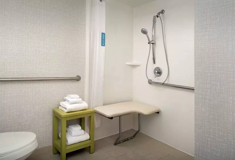 酒店 Hampton Inn College Park