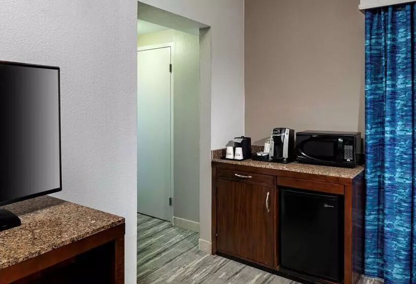 酒店 Hilton Garden Inn Omaha Downtown/old Market Area