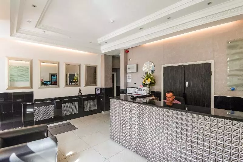 Huttons Hotel, Victoria London