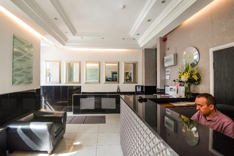 Huttons Hotel, Victoria London