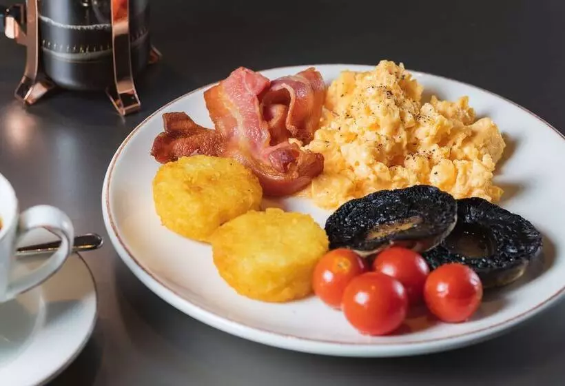 Radisson Blu Hotel, London Euston Square Formerly Grafton