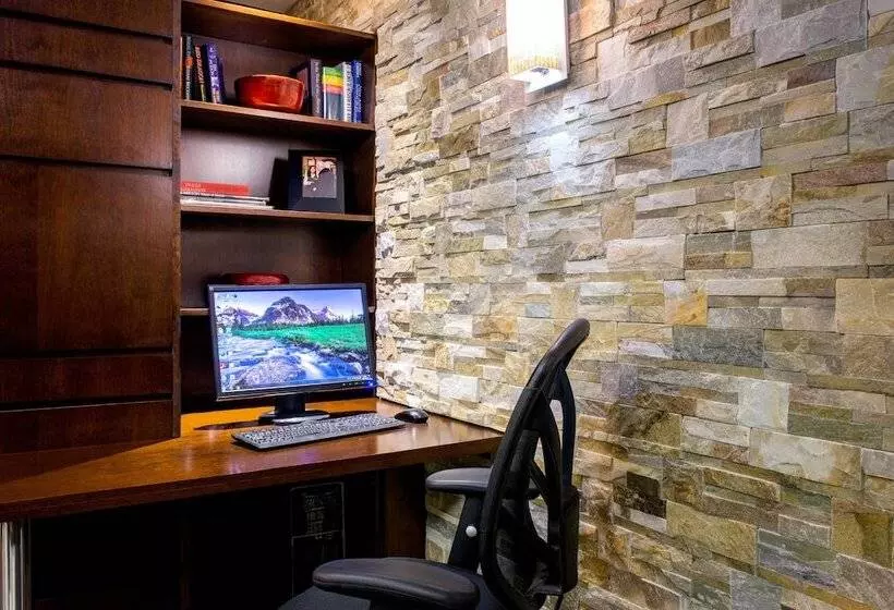 호텔 Residence Inn By Marriott Halifax Downtown