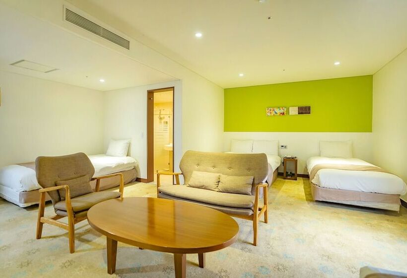 בית מלון כפרי Jeju Robero