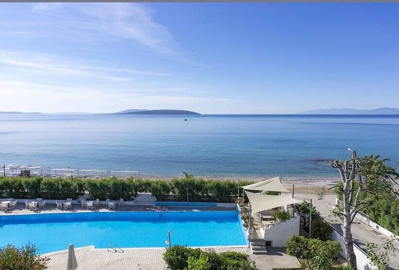 هتل The Grove Seaside