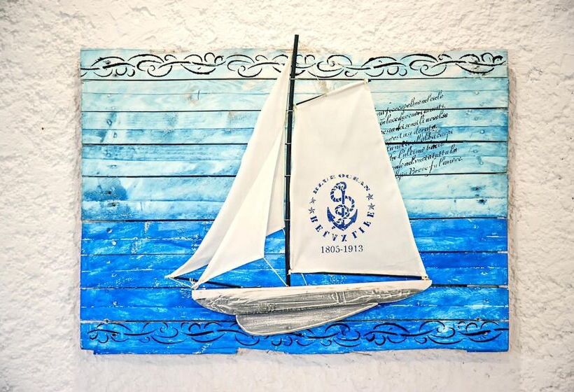 هتل The Grove Seaside