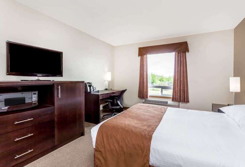 مُتل Super 8 By Wyndham Prince Albert