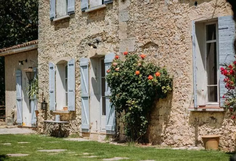 Aamiaismajoitus (B&B) Château Saint Esprit