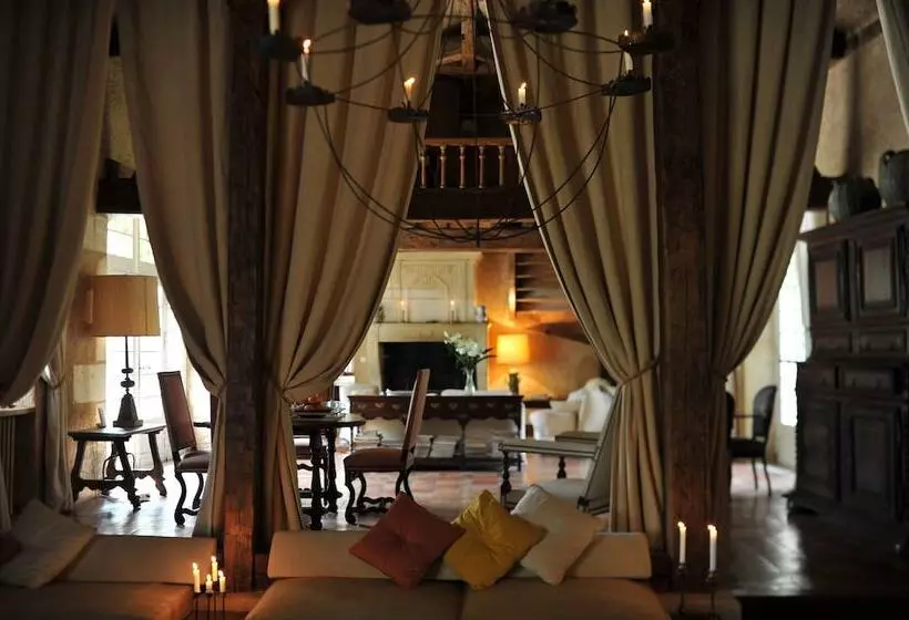 ベッドアンドブレックファースト Le Chaufourg Chateau