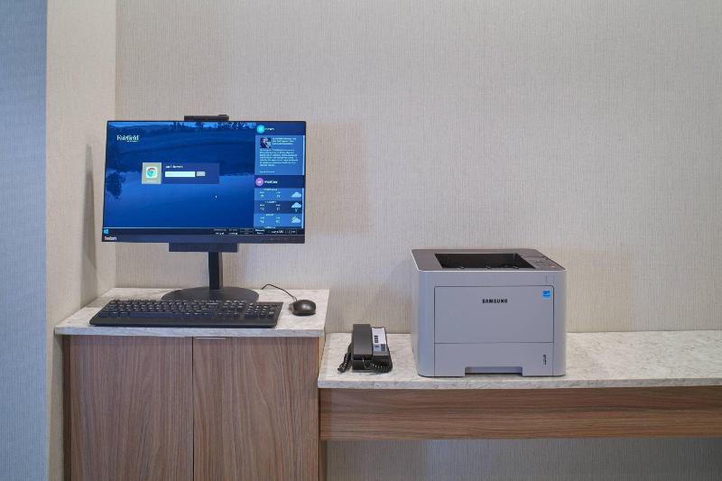 هتل Fairfield Inn & Suites By Marriott Louisville Jeffersonville