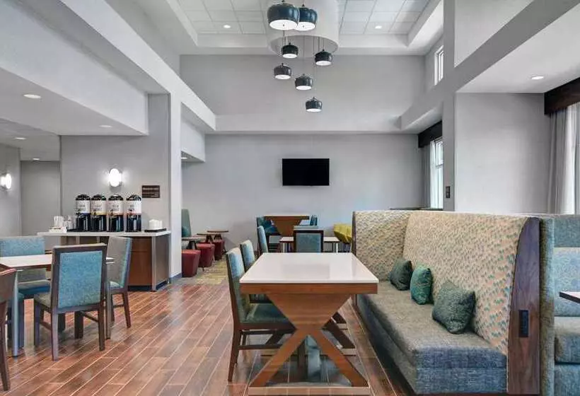 Hotelli Hampton Inn & Suites Macclenny I10