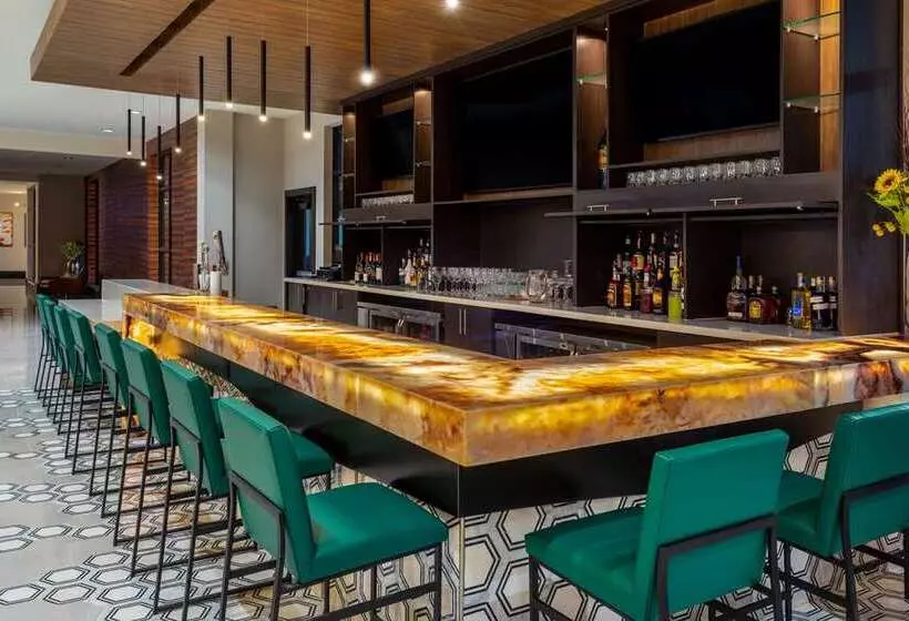 ホテル Hilton Garden Inn Hays